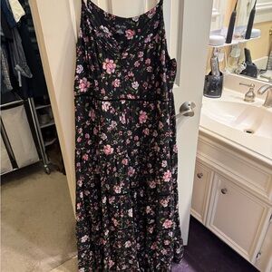 City Chic Black Floral festival vibe maxi Dress with tiered lattice trim